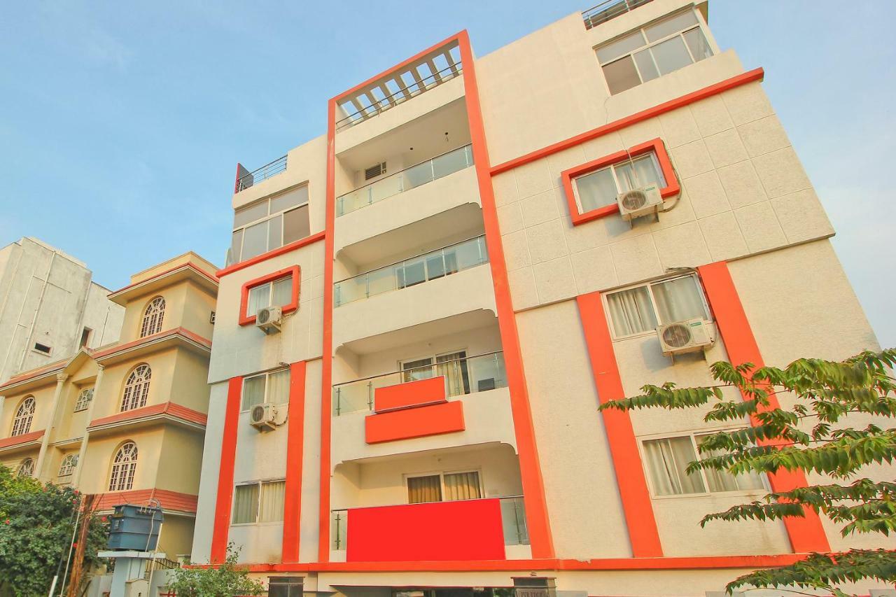 Oyo Flagship 463 Banjara Hills Hotel Haidarábád Kültér fotó