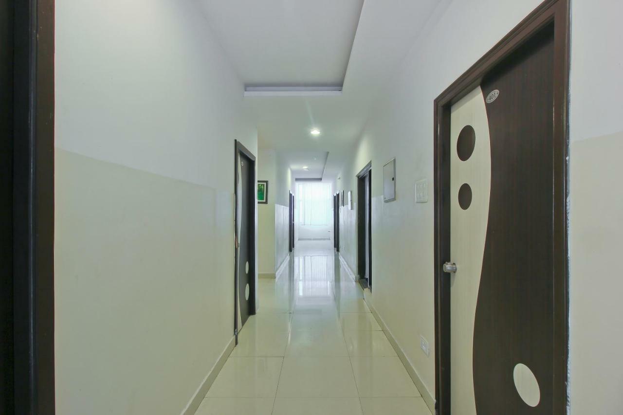 Oyo Flagship 463 Banjara Hills Hotel Haidarábád Kültér fotó