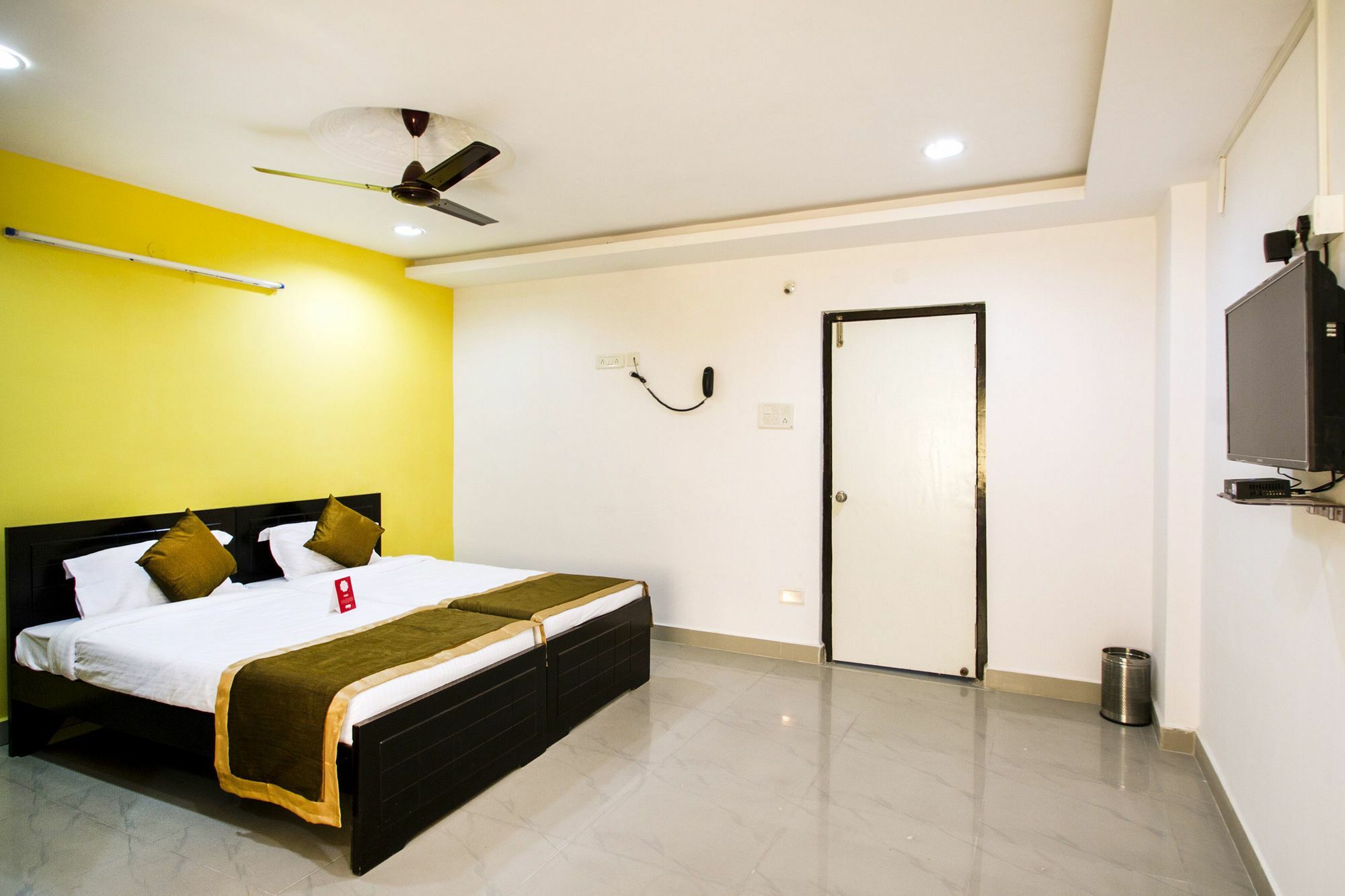 Oyo Flagship 463 Banjara Hills Hotel Haidarábád Kültér fotó